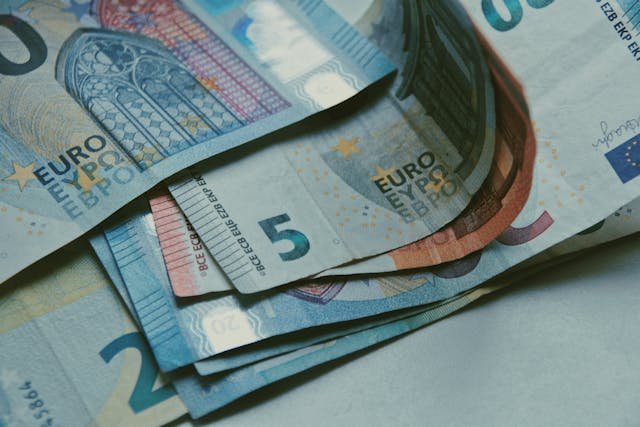 Kaip sutaupyti vestuvėms ir vis tiek turėti svajonių šventę