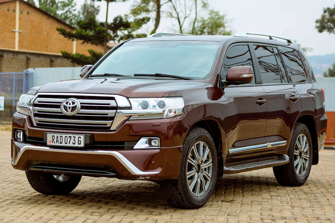 Kodėl Toyota savininkai vis dažniau randa savo automobilius be katalizatorių: vagysčių anatomija ir apsaugos būdai